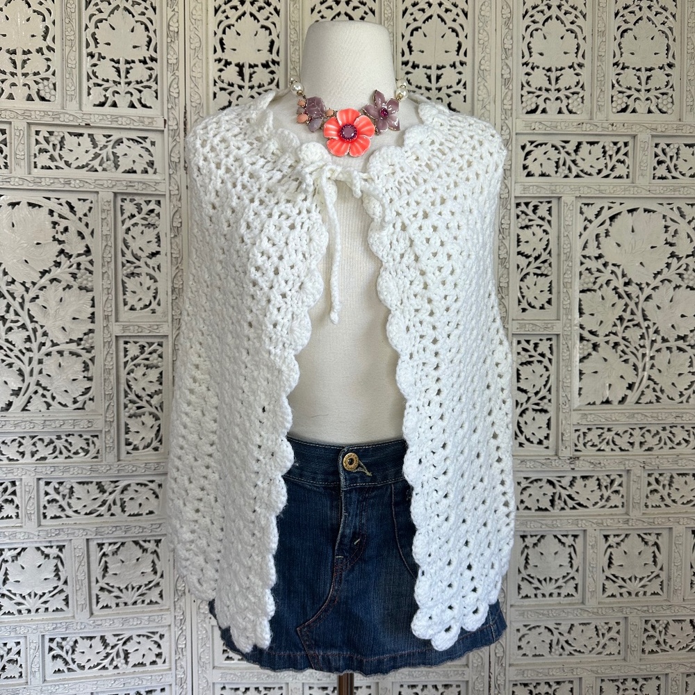 Handmade‎ Crochet Ivory Coquette Open Poncho Sz Small